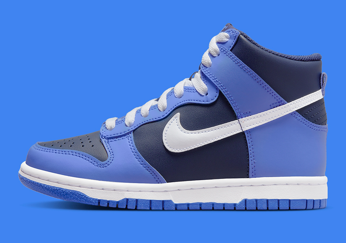 Быстрее выше синие. Nike Dunk Blue White. Nike Dunk High Blue White. Nike SB Dunk Blue White. Nike Dunk High Royal Blue.